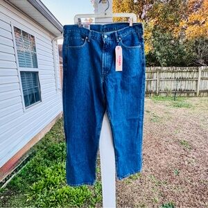 NWTLevi's Relaxed  Blue Jeans